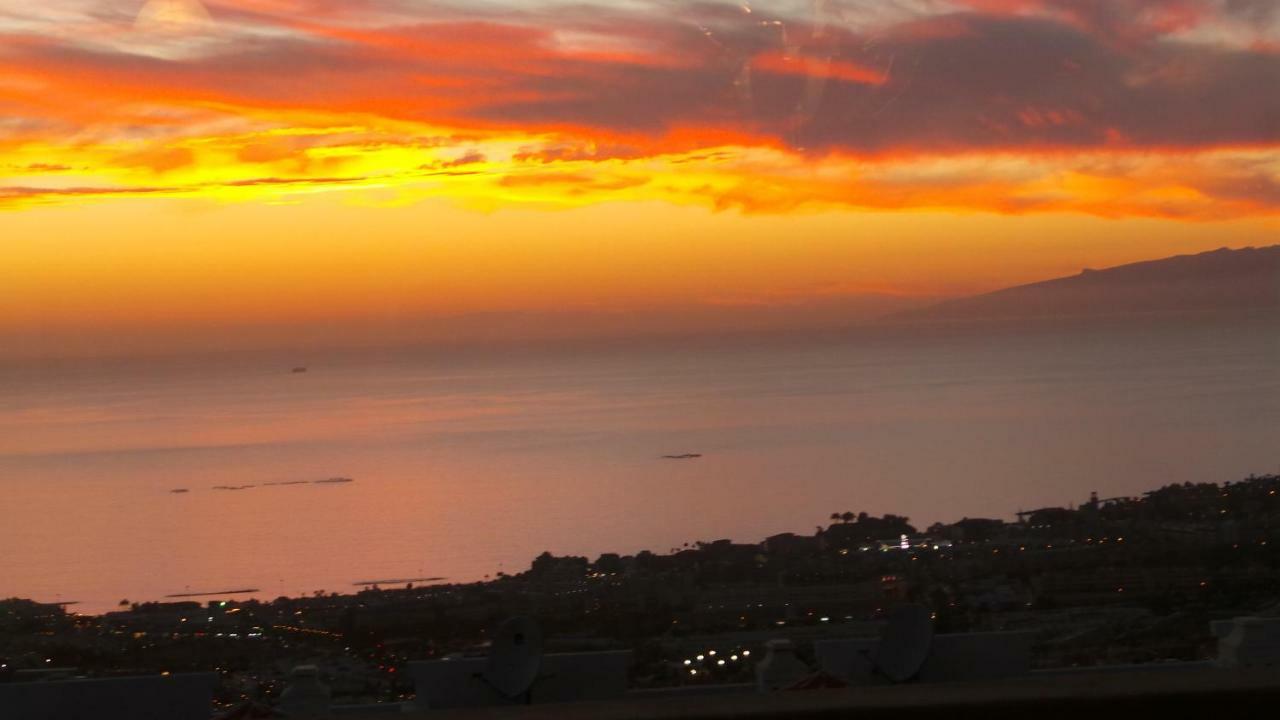 Sunset View And Pool In Paradise Costa Adeje  Εξωτερικό φωτογραφία