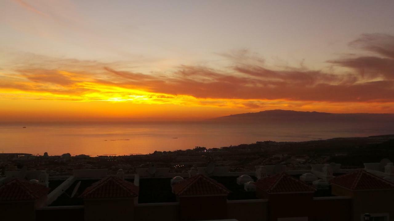 Sunset View And Pool In Paradise Costa Adeje  Εξωτερικό φωτογραφία